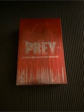 NECA Prey Ultimate Bear Blood Feral Predator